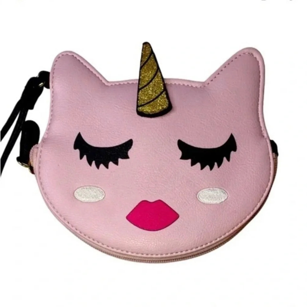 BETSEY JOHNSON NWOT Luv Betsey‎ Unicorn Coin Purse Wristlet